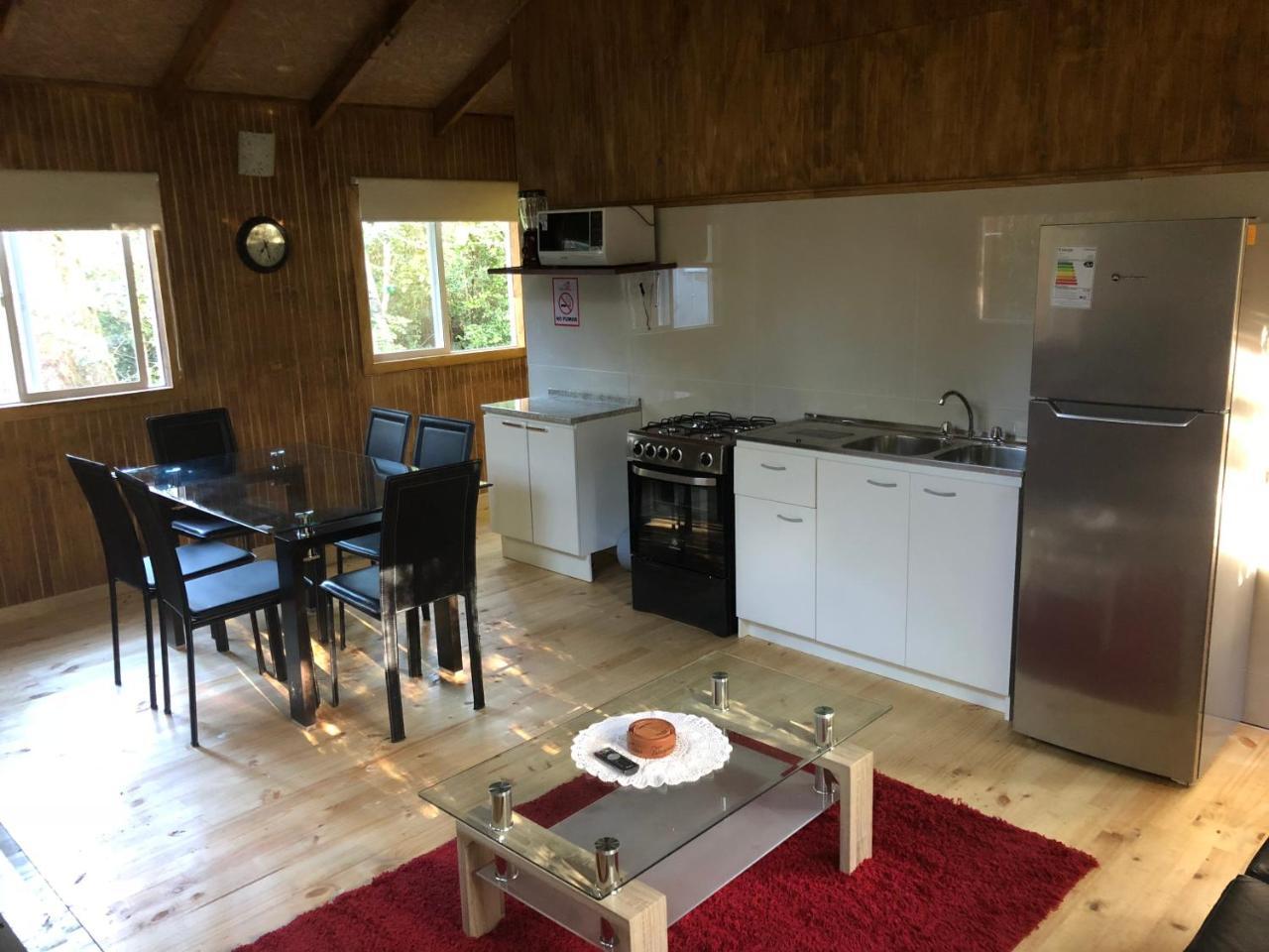 Cabanas Nutrias Patagonicas Puelo River Exterior foto